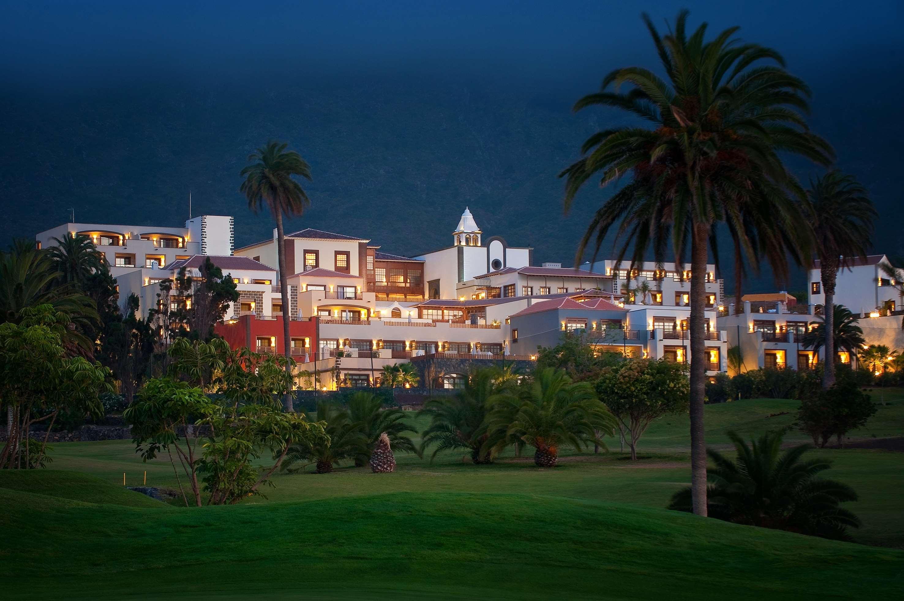 Hotel Hacienda Del Conde Melia Collection Golf & Spa - Adults Only Buenavista Del Norte Exterior photo Club de Golf de Gran Canaria