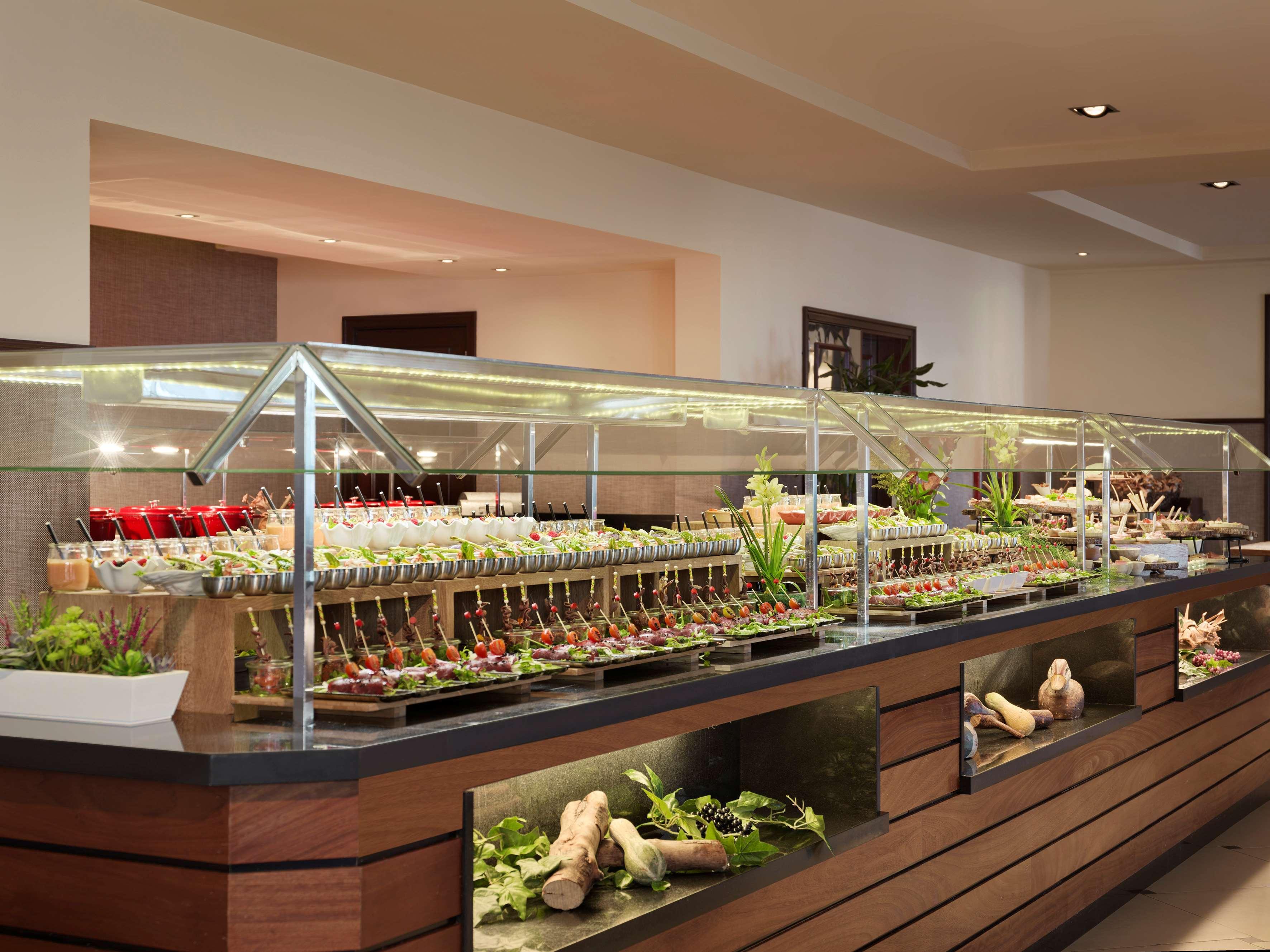 Hotel Hacienda Del Conde Melia Collection Golf & Spa - Adults Only Buenavista Del Norte Exterior photo A salad bar