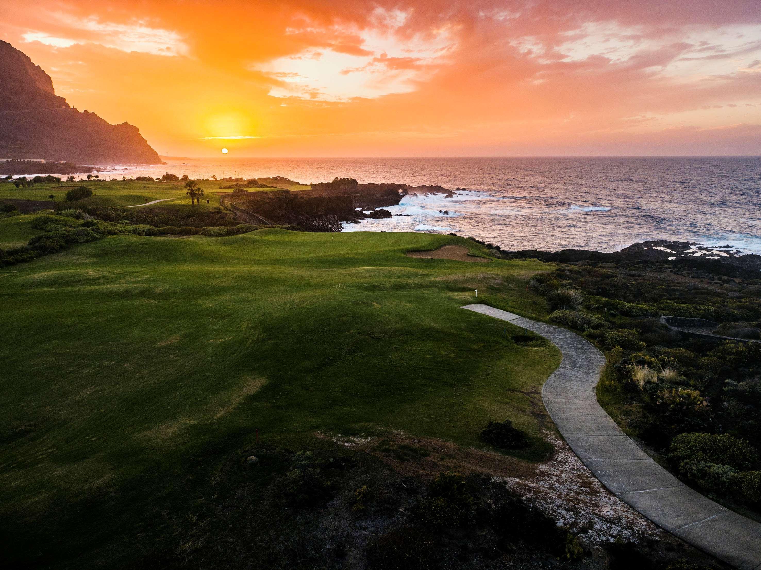 Hotel Hacienda Del Conde Melia Collection Golf & Spa - Adults Only Buenavista Del Norte Exterior photo Sunset at the 18th hole