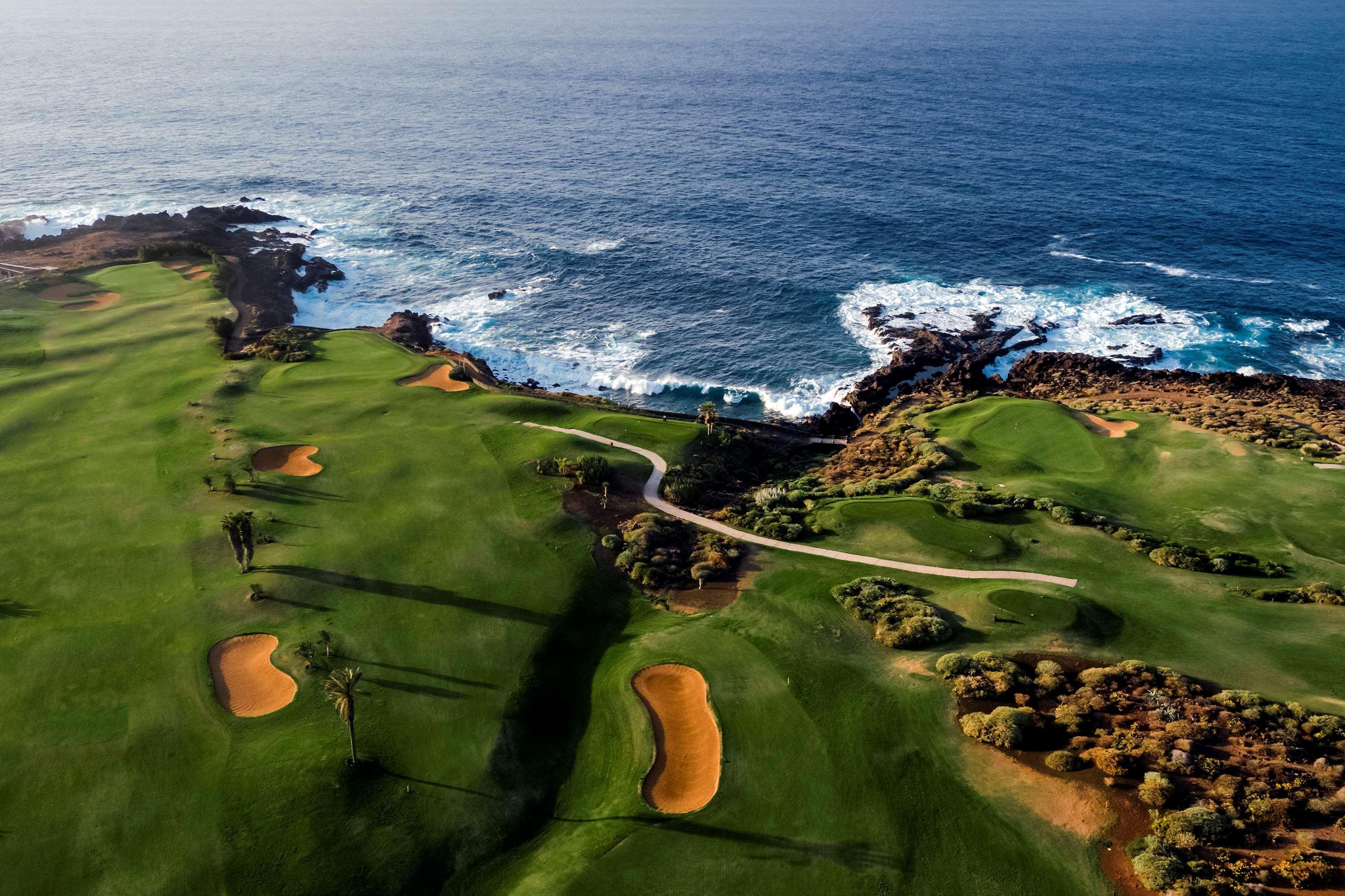 Hotel Hacienda Del Conde Melia Collection Golf & Spa - Adults Only Buenavista Del Norte Exterior photo The 17th hole at the 2019 U.S. Open