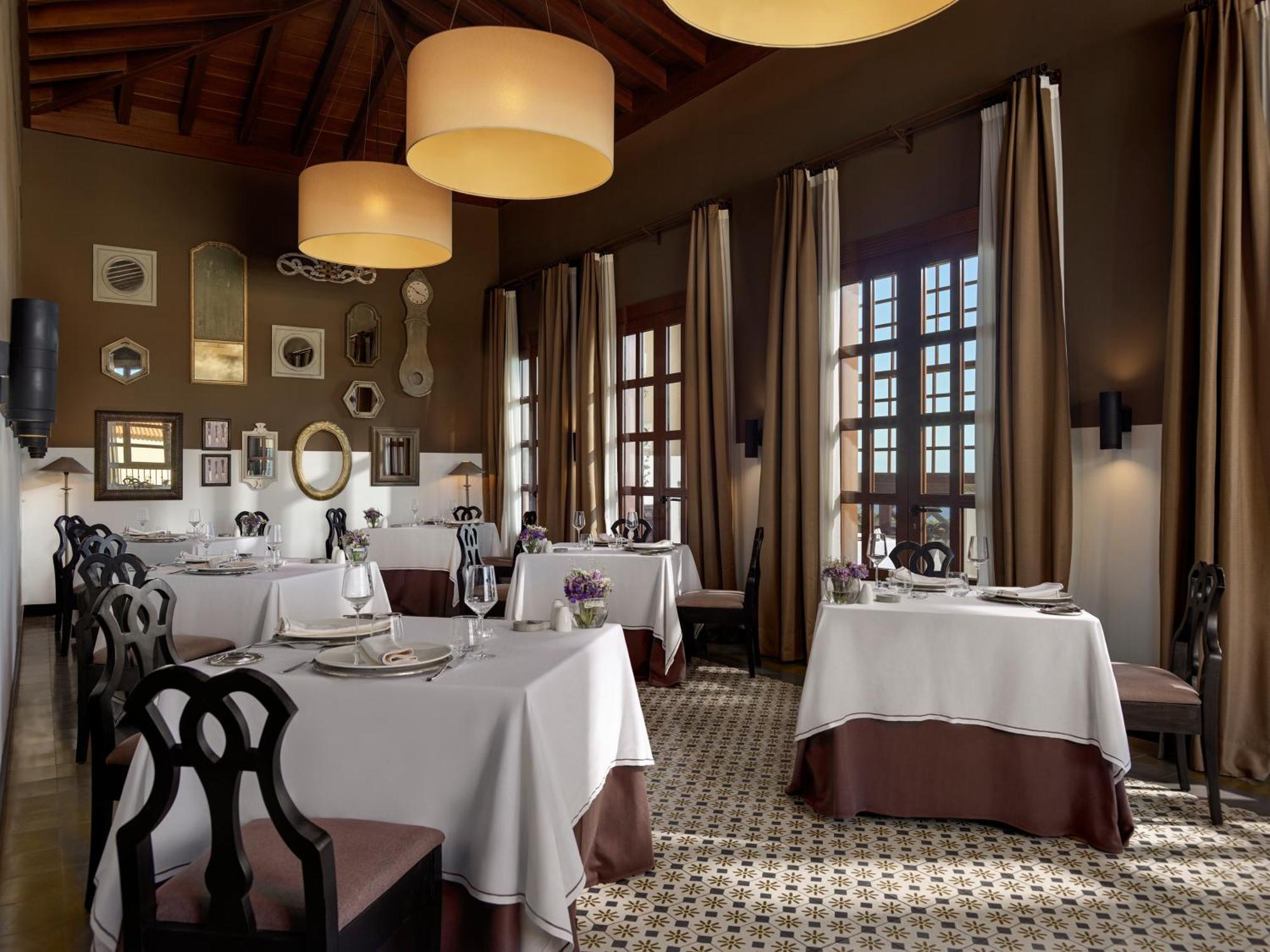 Hotel Hacienda Del Conde Melia Collection Golf & Spa - Adults Only Buenavista Del Norte Exterior photo Restaurant